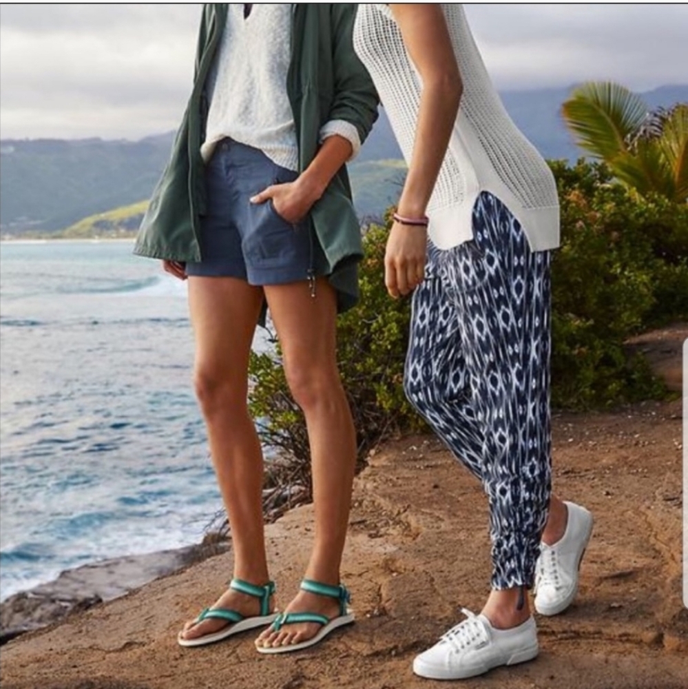 Athleta Reflective Ikat Aspire Jogger Pants